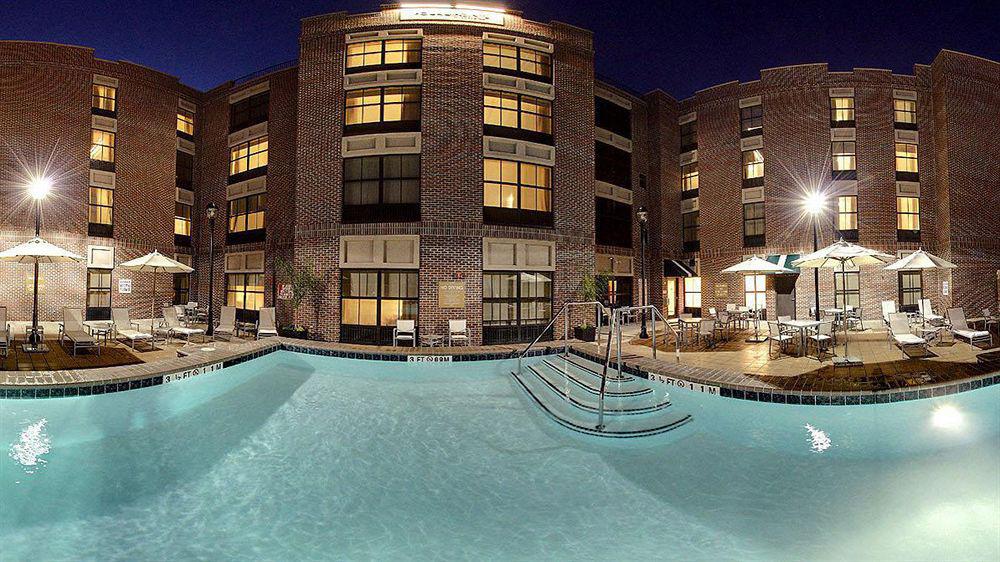 Holiday Inn Savannah Historic District By Ihg Экстерьер фото