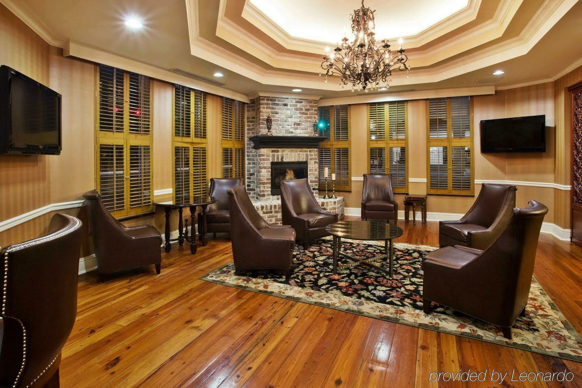 Holiday Inn Savannah Historic District By Ihg Экстерьер фото