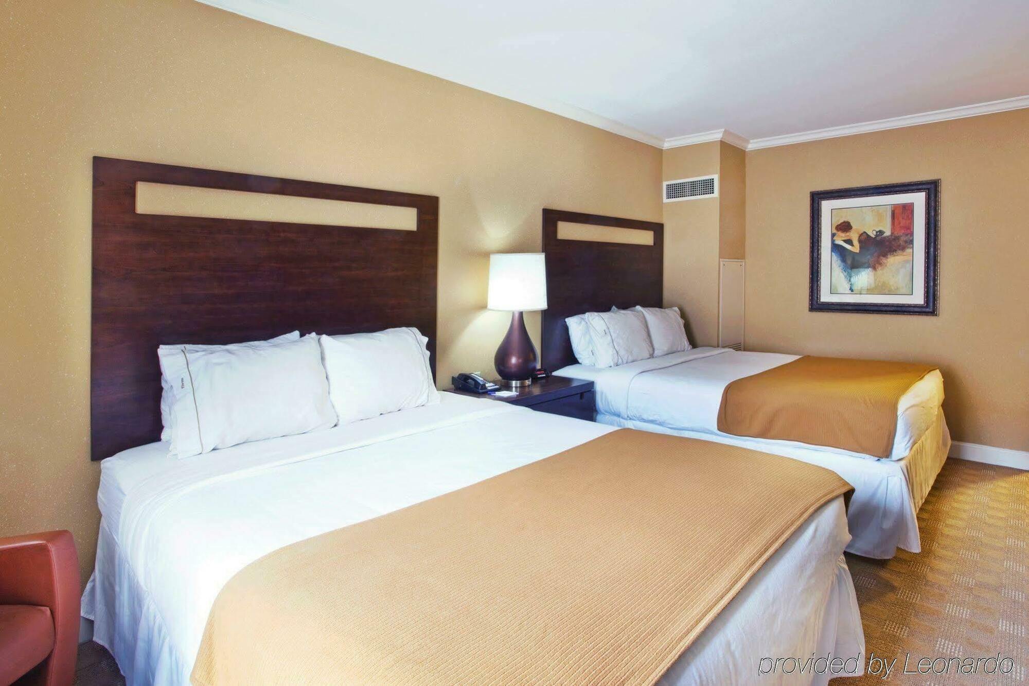 Holiday Inn Savannah Historic District By Ihg Экстерьер фото